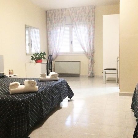 Hotel Diamante Ferrandina Bagian luar foto