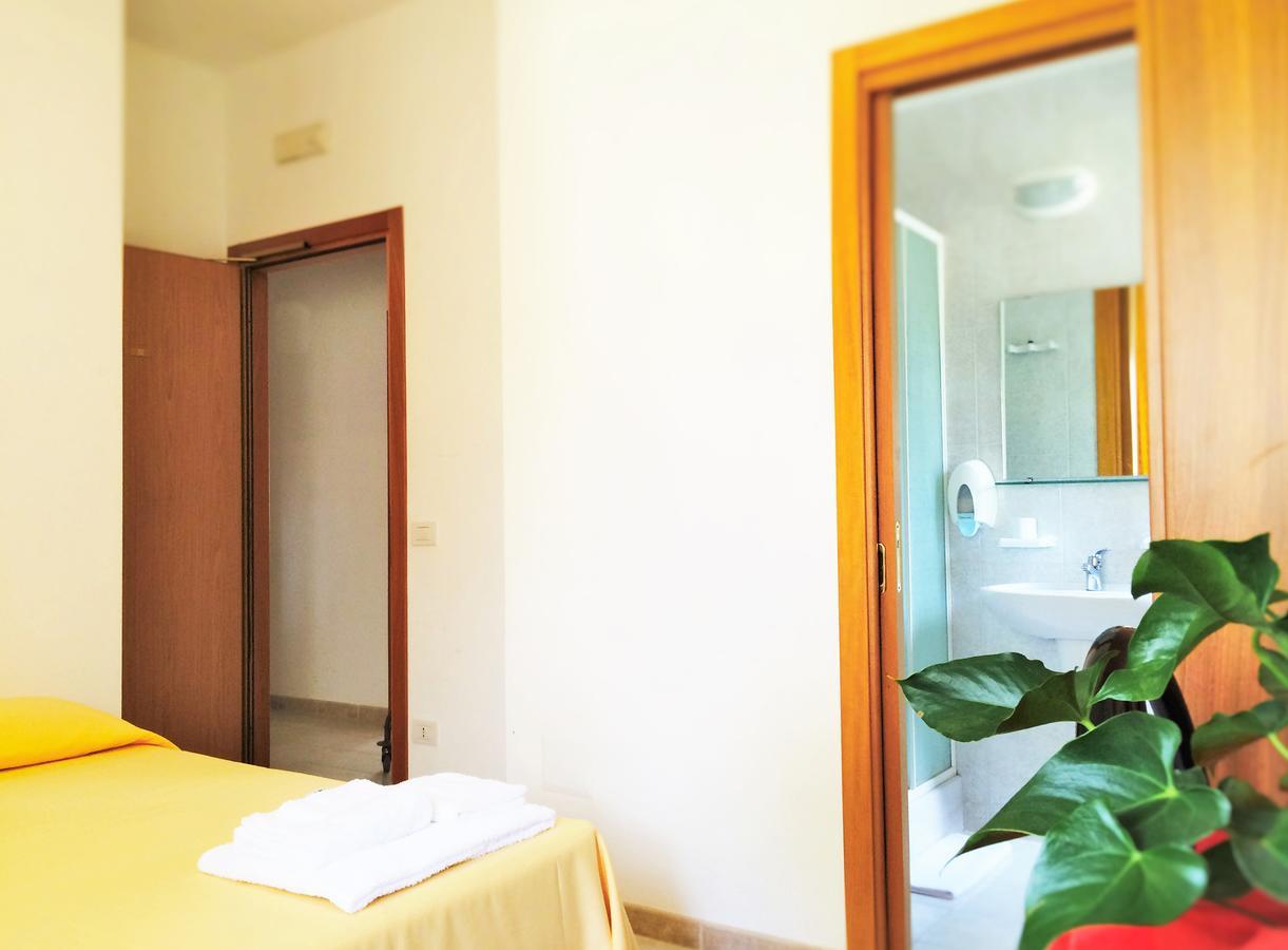 Hotel Diamante Ferrandina Bagian luar foto