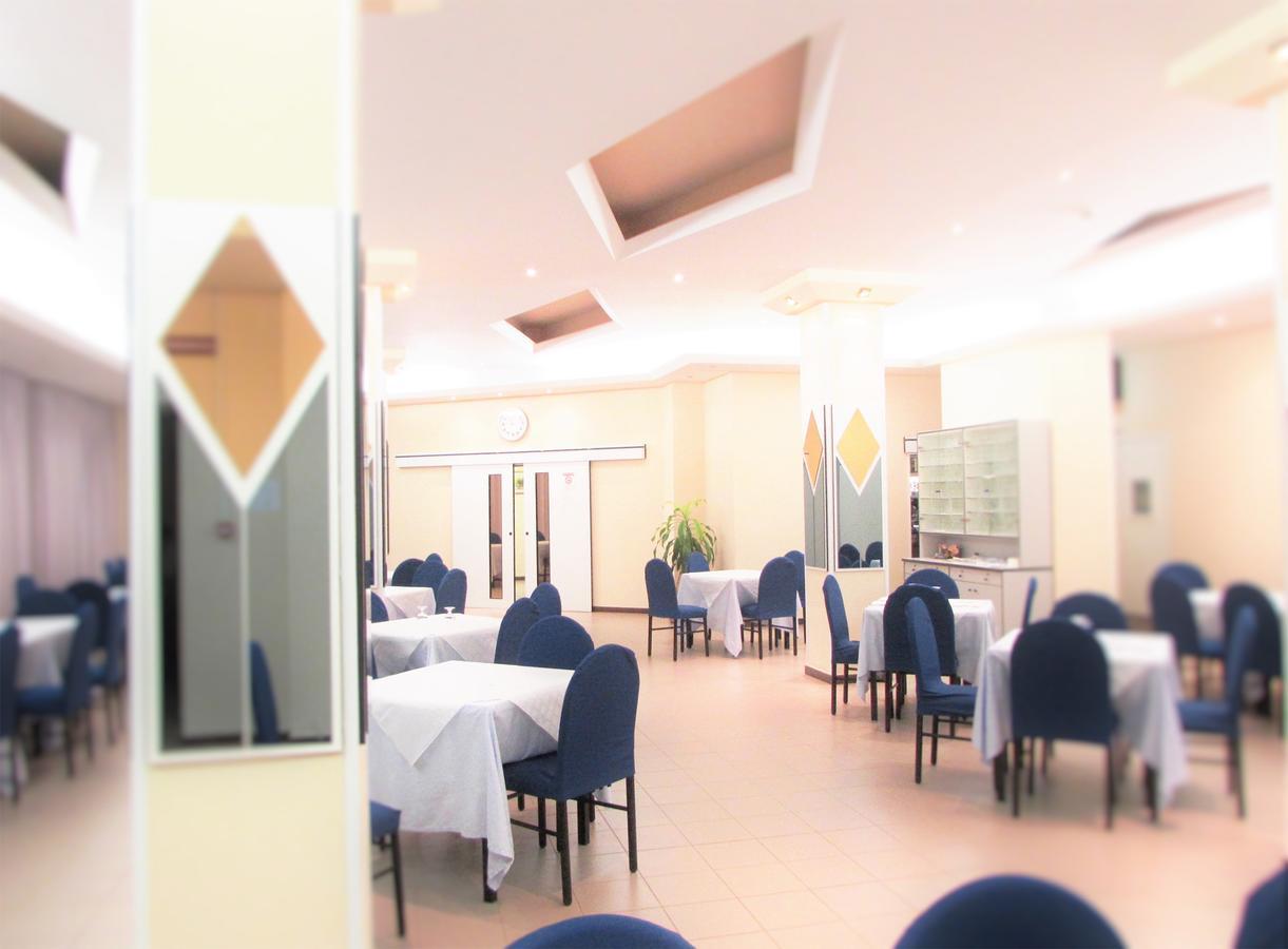 Hotel Diamante Ferrandina Bagian luar foto