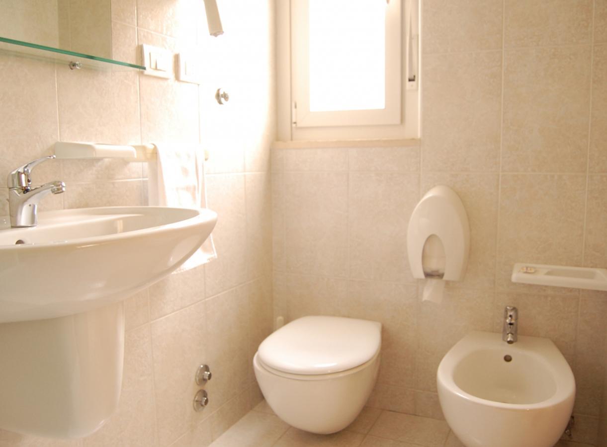 Hotel Diamante Ferrandina Bagian luar foto